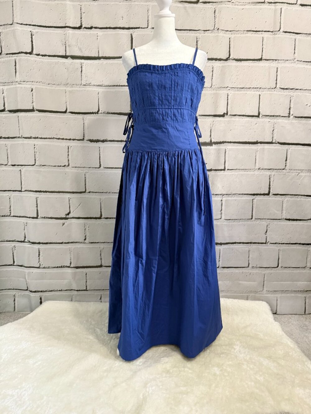 NWOT Moon River  Blue Cotton Smocked Maxi Dress Size M Side Tie - Picture 2 of 11
